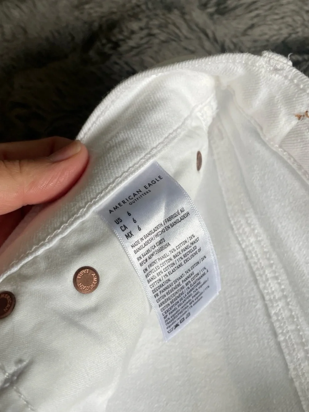 American Eagle Outfitters White High-Rise Jean Shorts